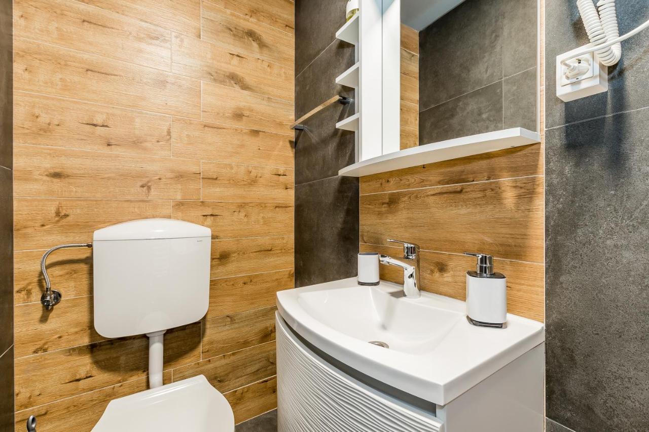 Slatki Snovi II Hotel Knin Bagian luar foto
