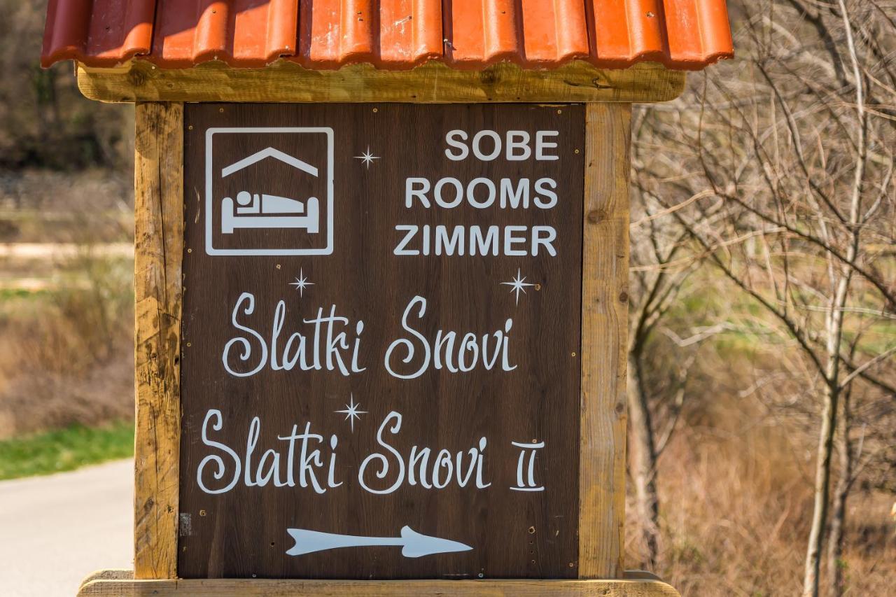 Slatki Snovi II Hotel Knin Bagian luar foto