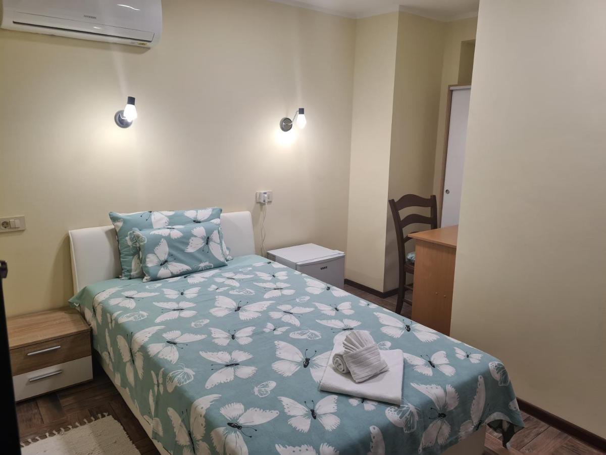 Slatki Snovi II Hotel Knin Bagian luar foto